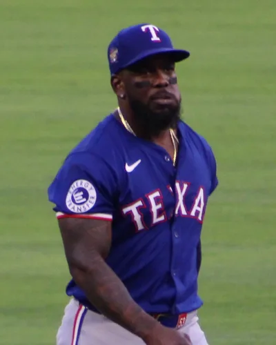 Adolis García