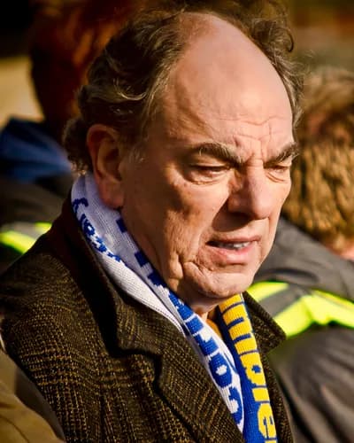 Alun Armstrong