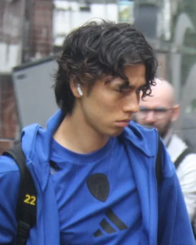 Ao Tanaka