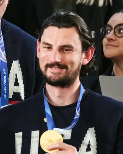Connor Hellebuyck