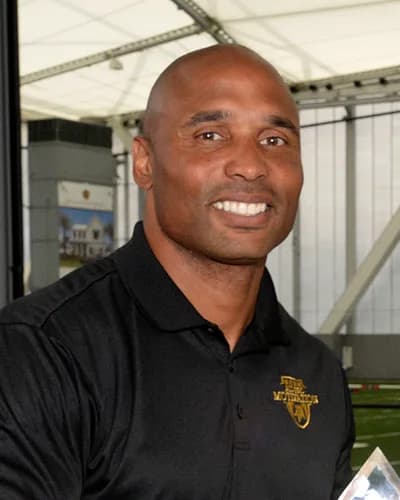Donovin Darius