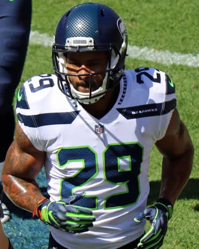 Earl Thomas