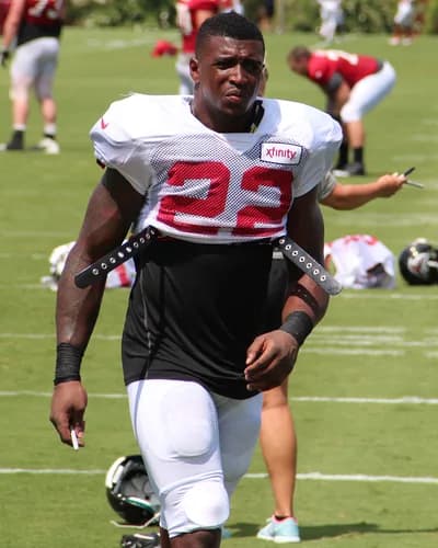 Keanu Neal