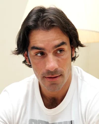 Robert Pirès