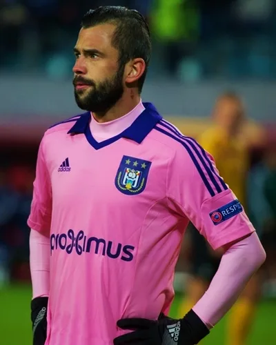 Steven Defour