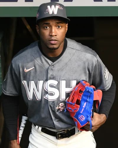 Victor Robles