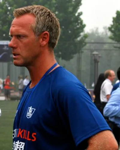 Warren Barton